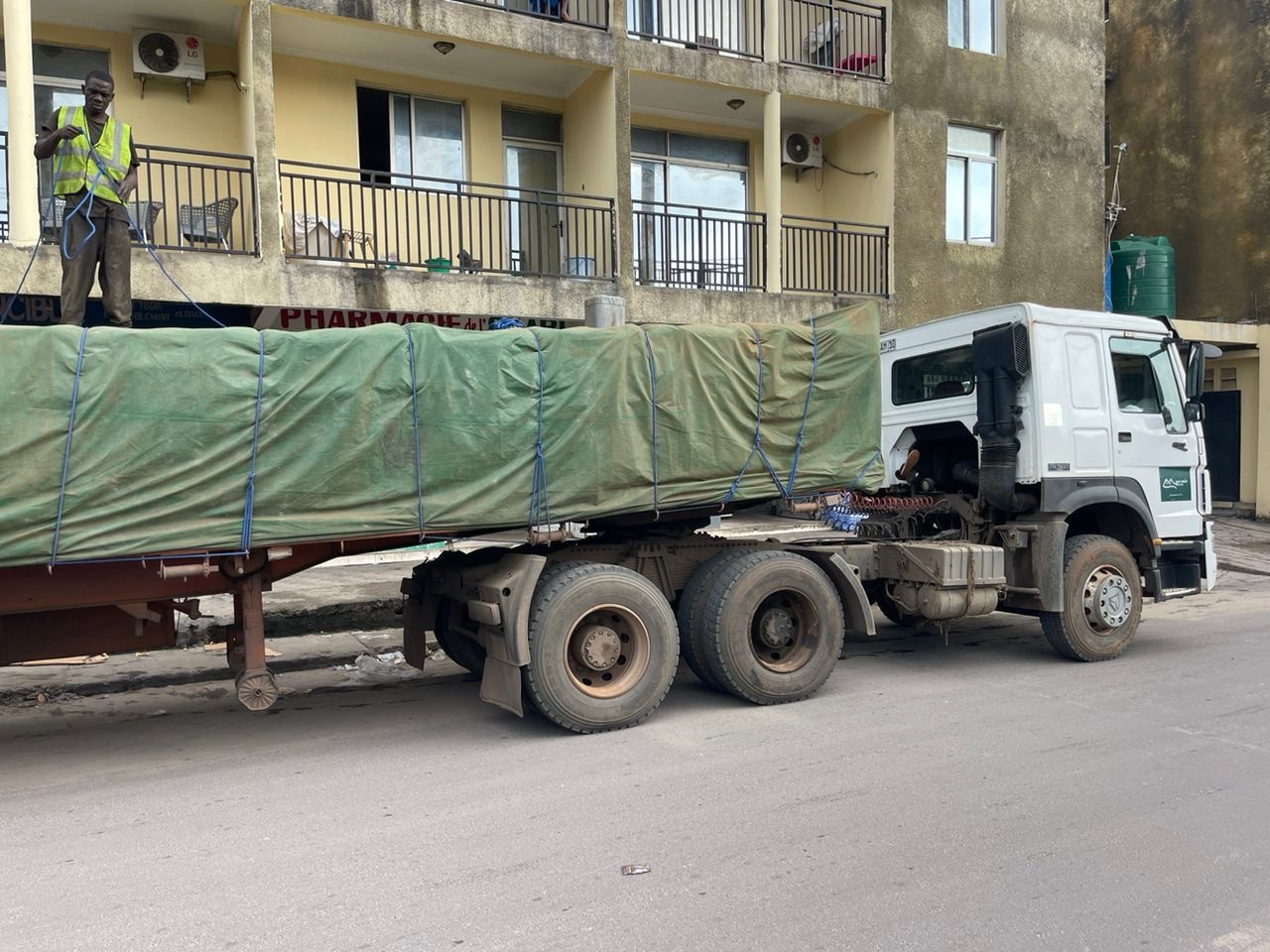 Camion du parc de GINA GROUP SERVICES